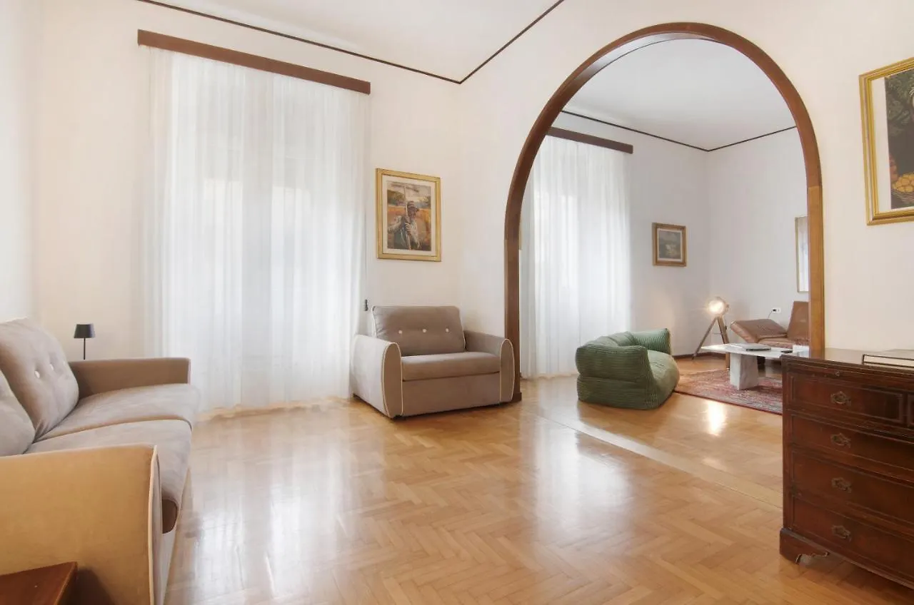 Ca Sandra Como Apartment